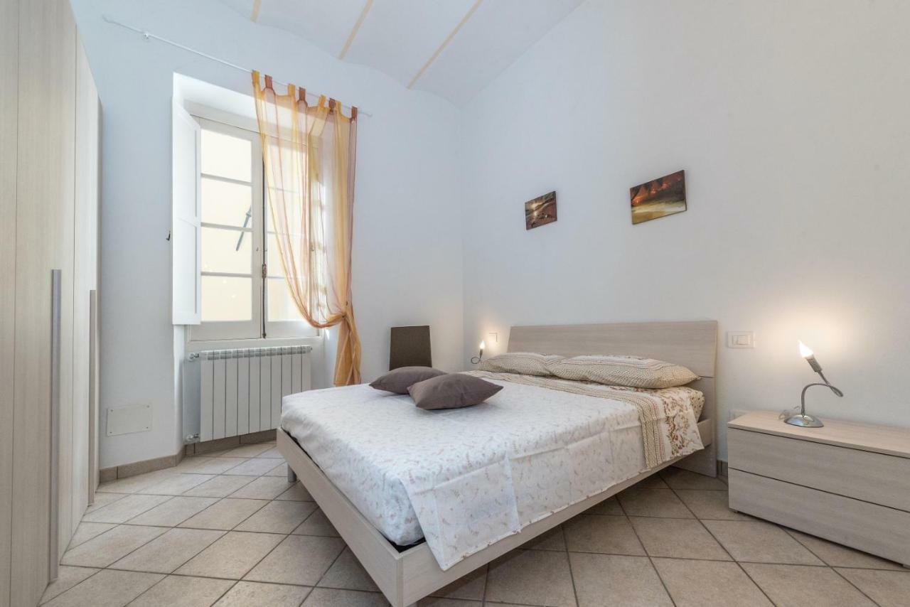Appartamento Finalborgo - Casa Nanetti 6 posti in centro Finale Ligure Esterno foto